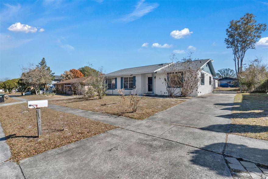 Fully upgraded home featuring a spacious living room and abundant natural light with a skylight. Large laundry room with extra storage. Three generously sized bedrooms. NEW appliances. Great location with a good-sized backyard—move-in ready and easy to show.