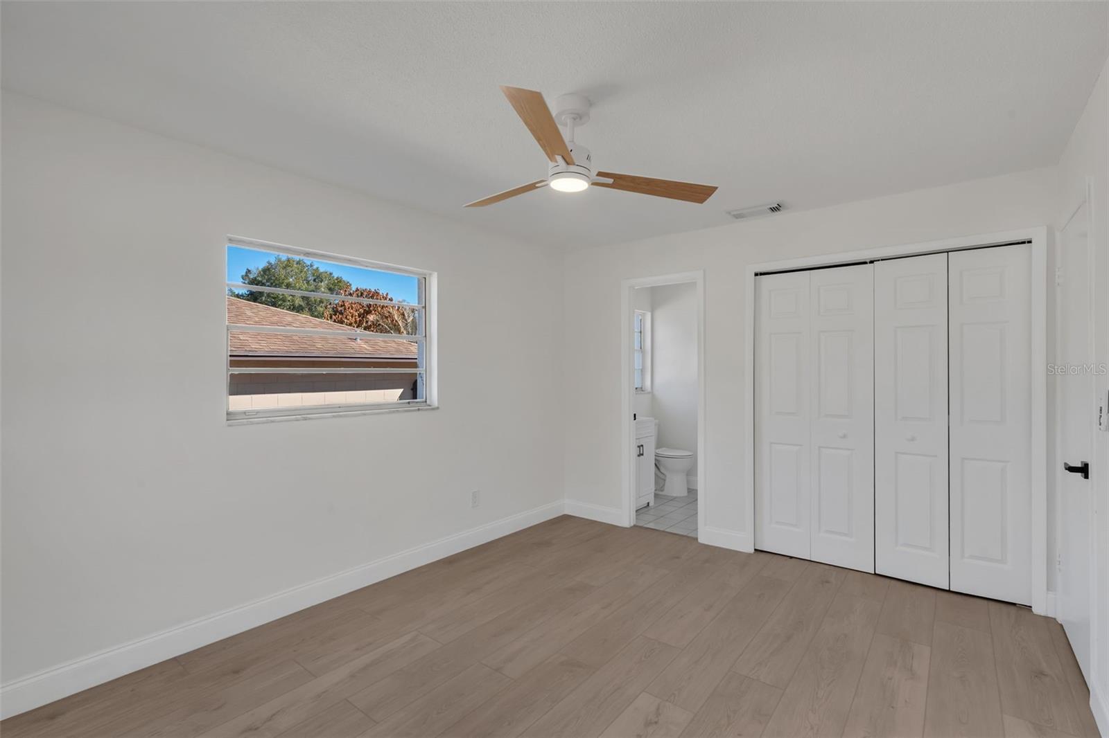 GLENN OAKS - Residential Lease