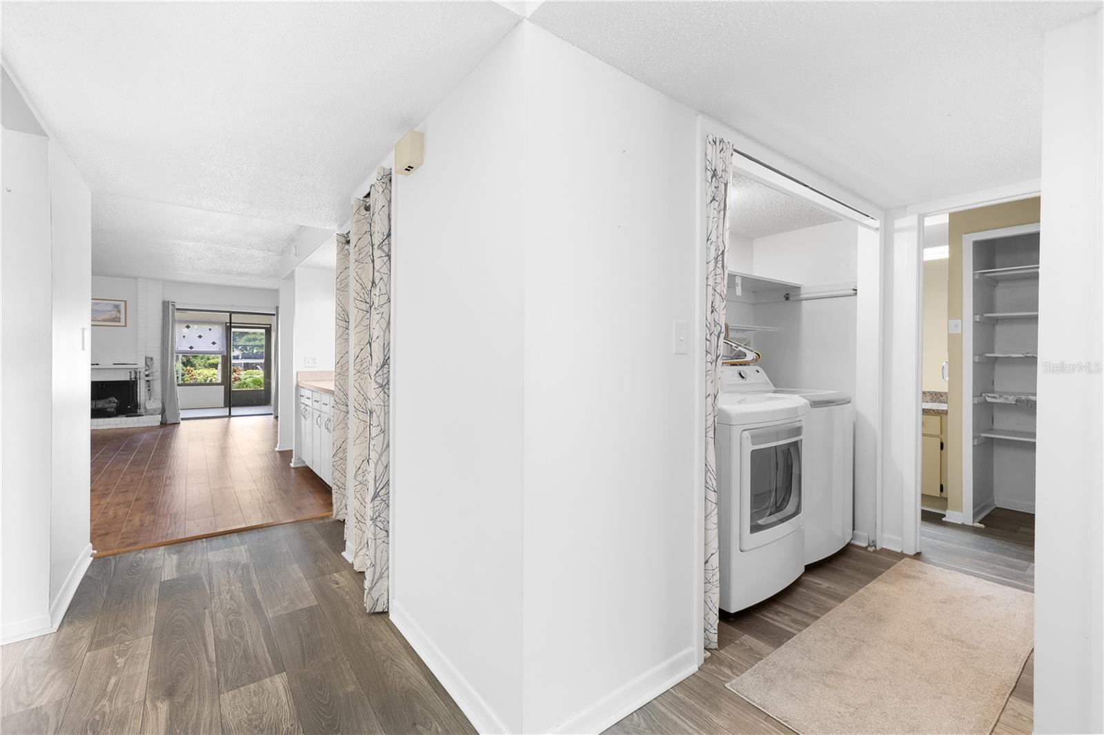 ESCONDIDO AT TOMOKA OAKS - Residential