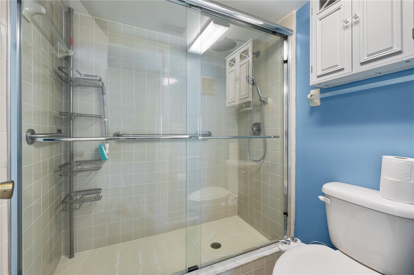 ESCONDIDO AT TOMOKA OAKS - Residential