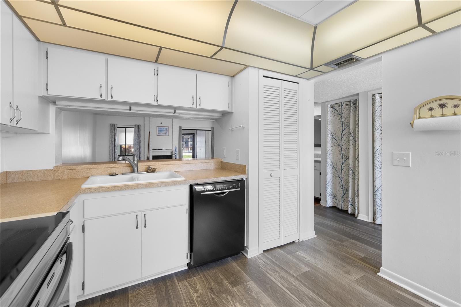 ESCONDIDO AT TOMOKA OAKS - Residential