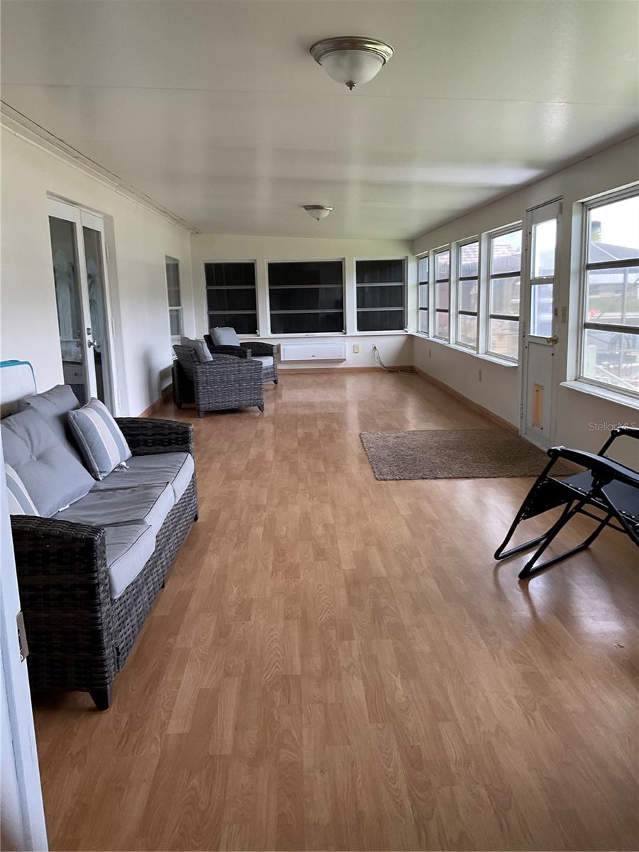TAYLOR CRK ISLES SEC 03 - Residential