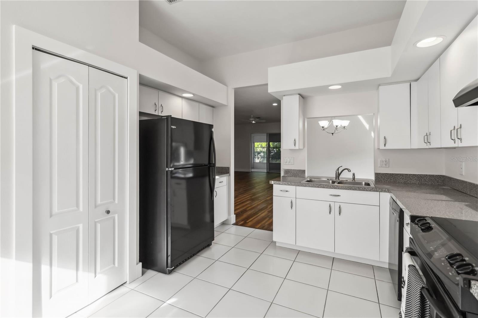 4534 FERN DRIVE