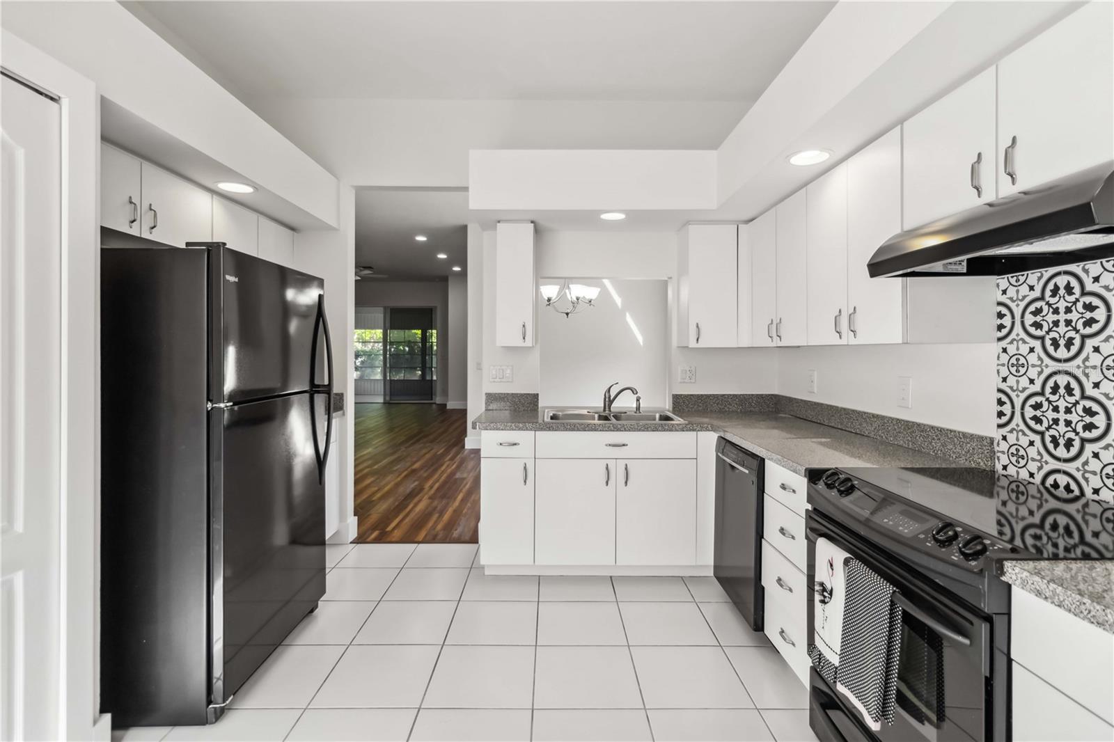 4534 FERN DRIVE