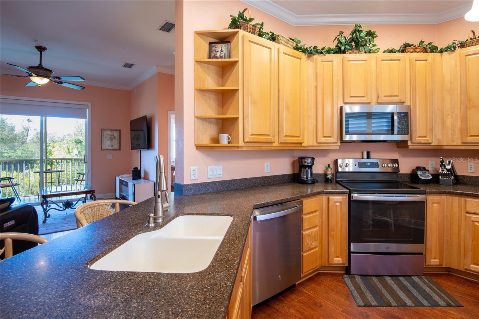 CALIENTE APTS CONDO - Residential