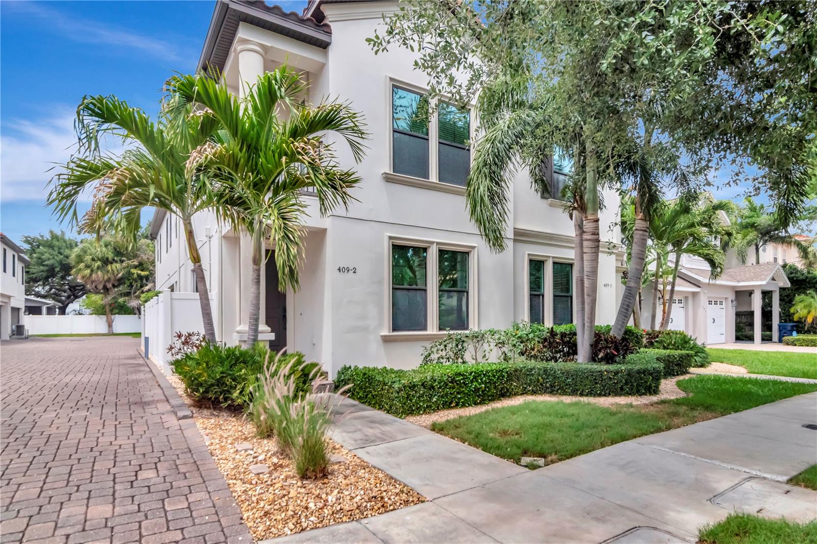 409 S TAMPANIA AVENUE 2