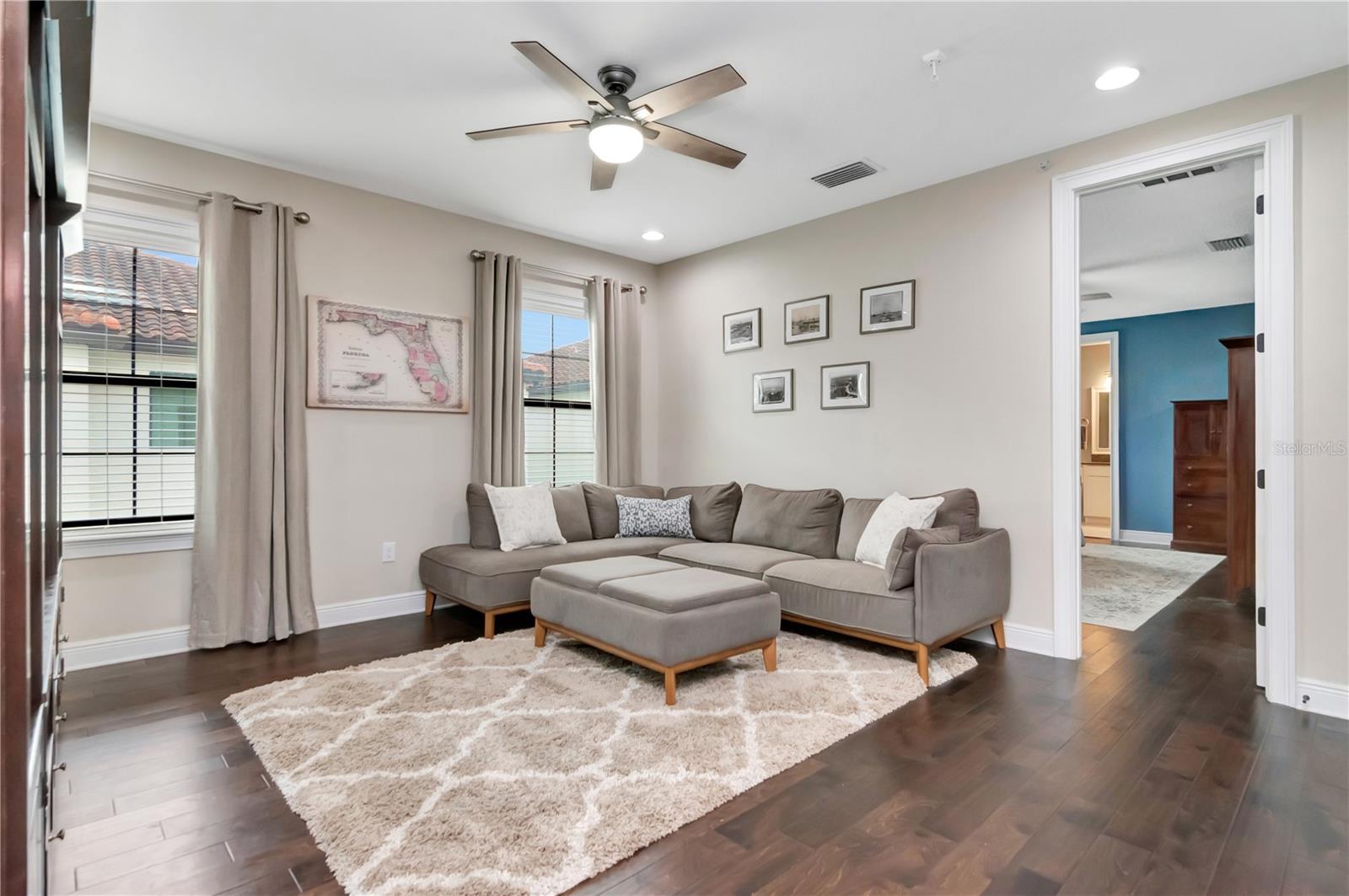 HORATIO & TAMPANIA TWNHMES - Residential