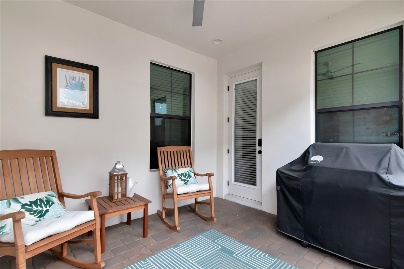 HORATIO & TAMPANIA TWNHMES - Residential