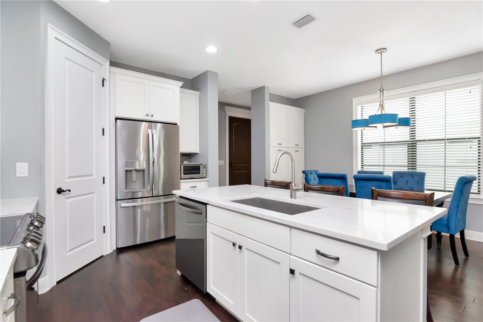 HORATIO & TAMPANIA TWNHMES - Residential