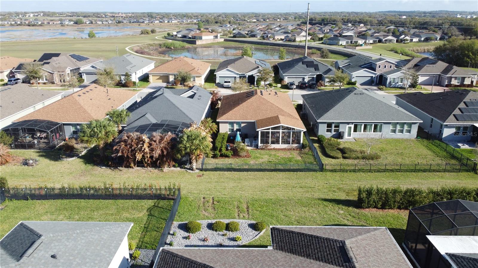 CASCADES OF GROVELAND (TRILOGY) - Residential