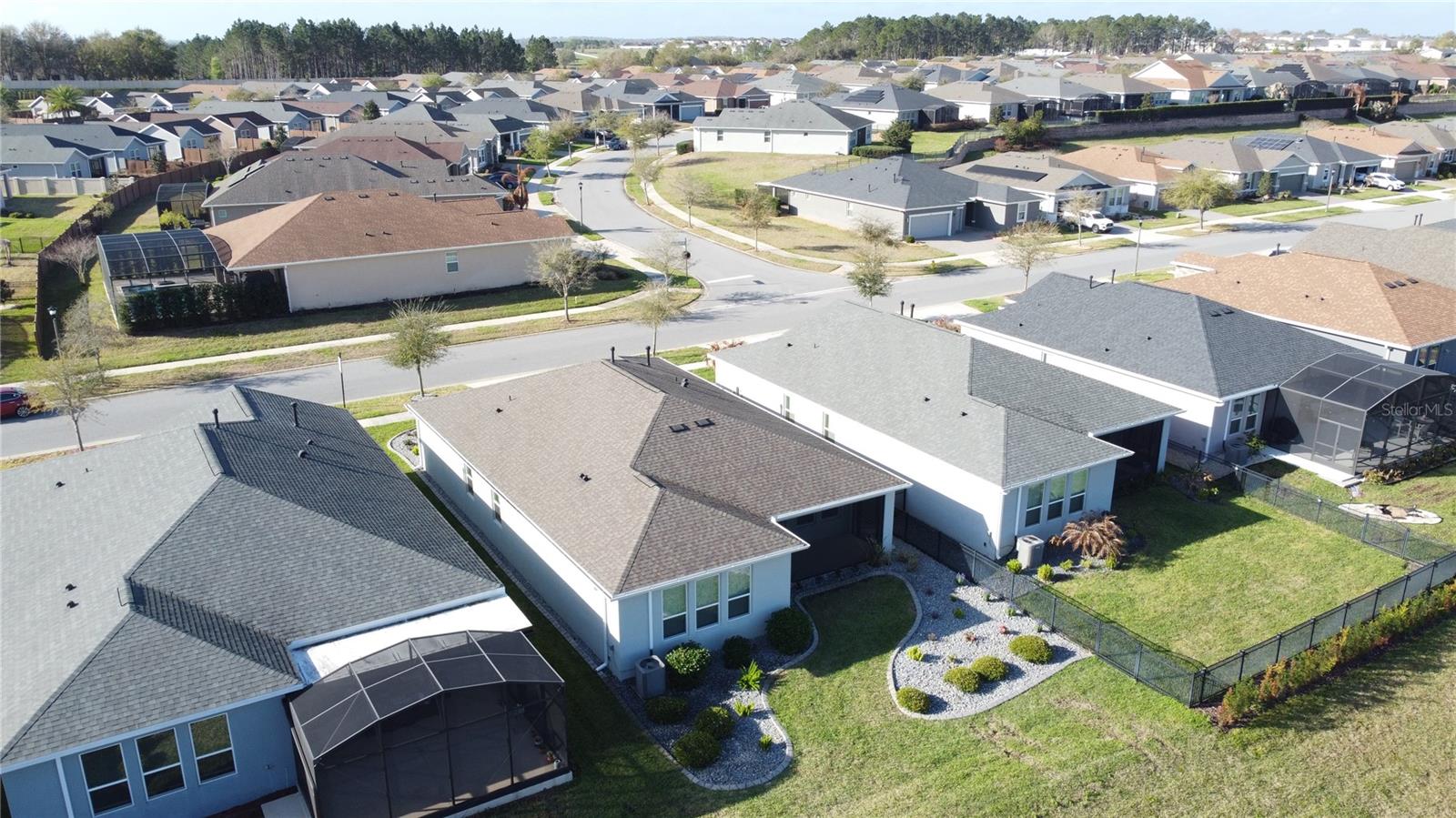 CASCADES OF GROVELAND (TRILOGY) - Residential