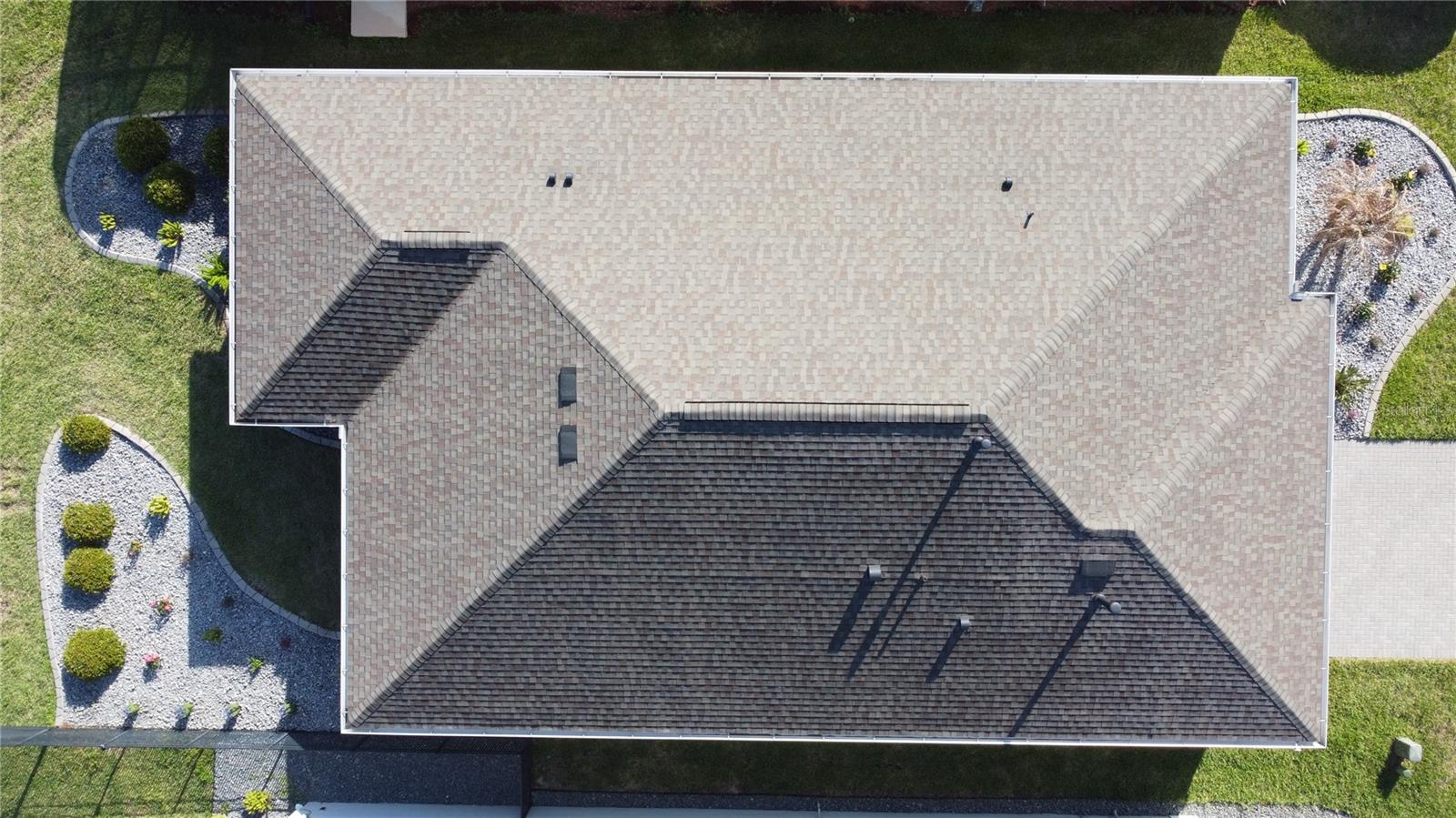 CASCADES OF GROVELAND (TRILOGY) - Residential