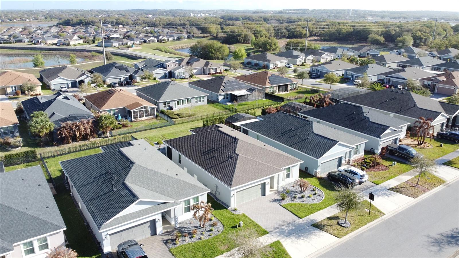 CASCADES OF GROVELAND (TRILOGY) - Residential