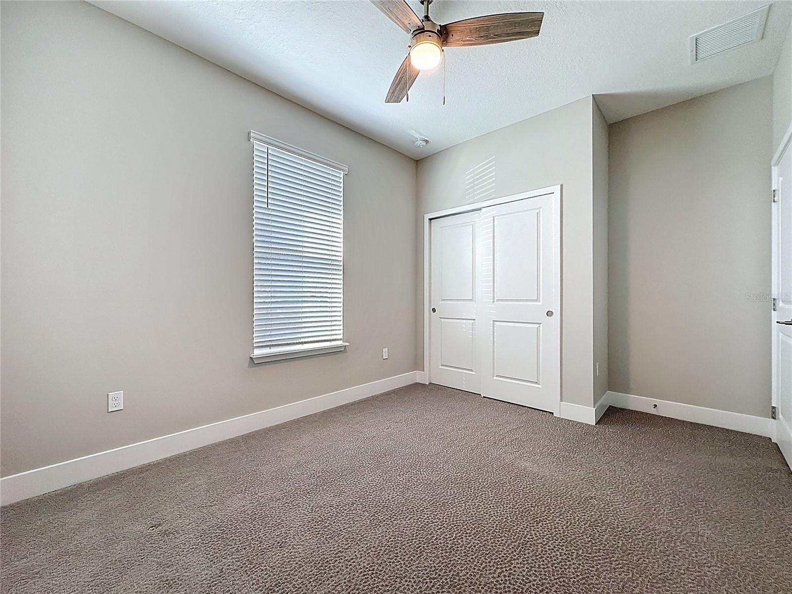 CASCADES OF GROVELAND (TRILOGY) - Residential