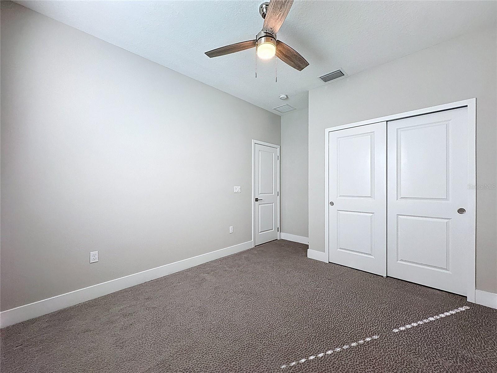 CASCADES OF GROVELAND (TRILOGY) - Residential