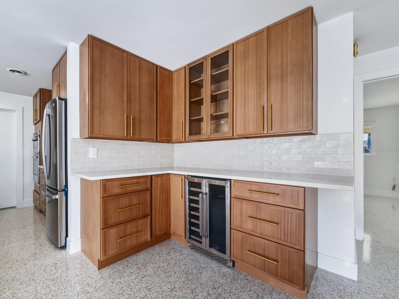 SOUTH GATE - Residential