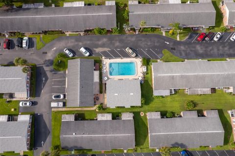 A home in DELAND