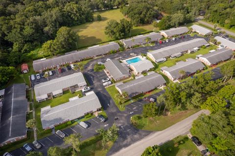 A home in DELAND