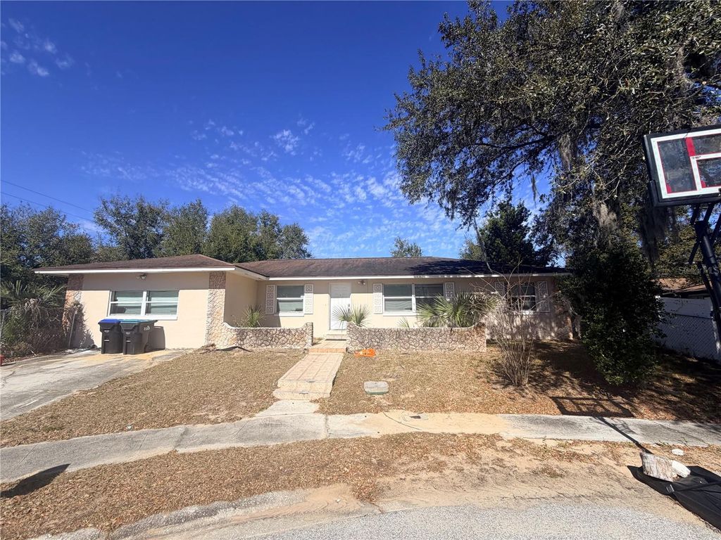 Photo of 7413 Navel Tree Court, Orlando, FL 32818 (MLS # TB8469727)