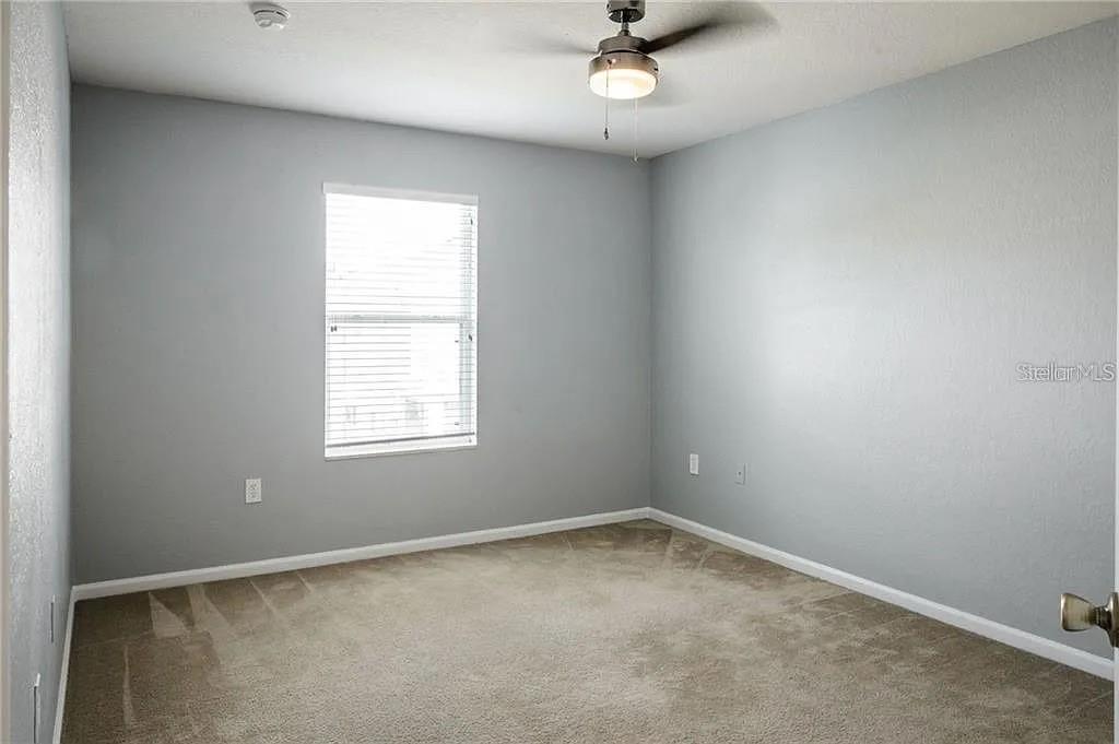 AVALON LAKES PH 03 VILLAGE A & B - Residential Lease