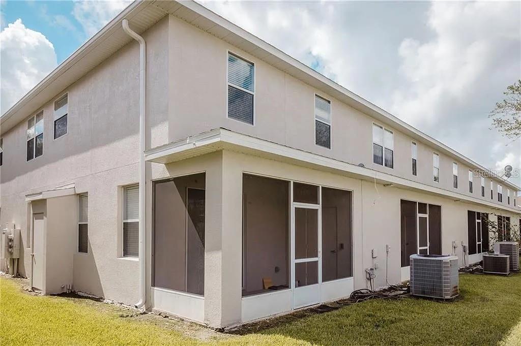 AVALON LAKES PH 03 VILLAGE A & B - Residential Lease