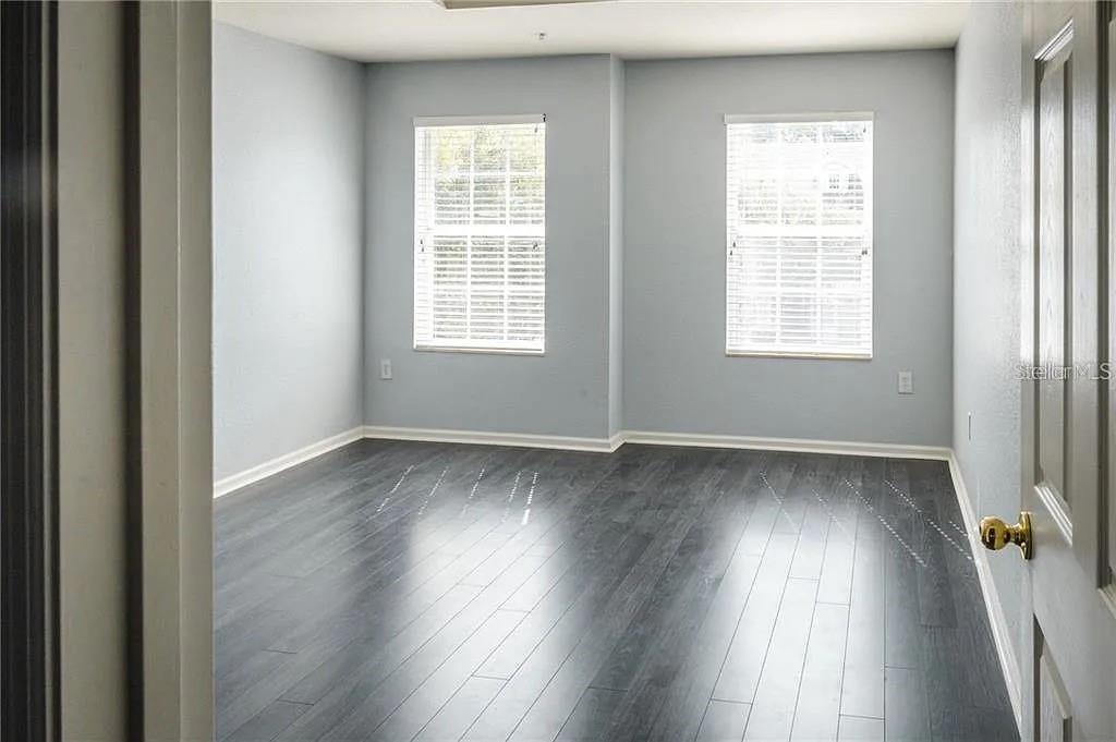 AVALON LAKES PH 03 VILLAGE A & B - Residential Lease