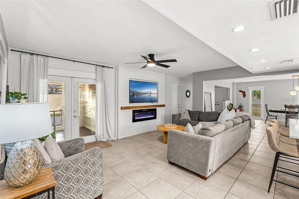 Photo of 150 Cherrywood Drive, Maitland, FL 32751 (MLS # O6379722)