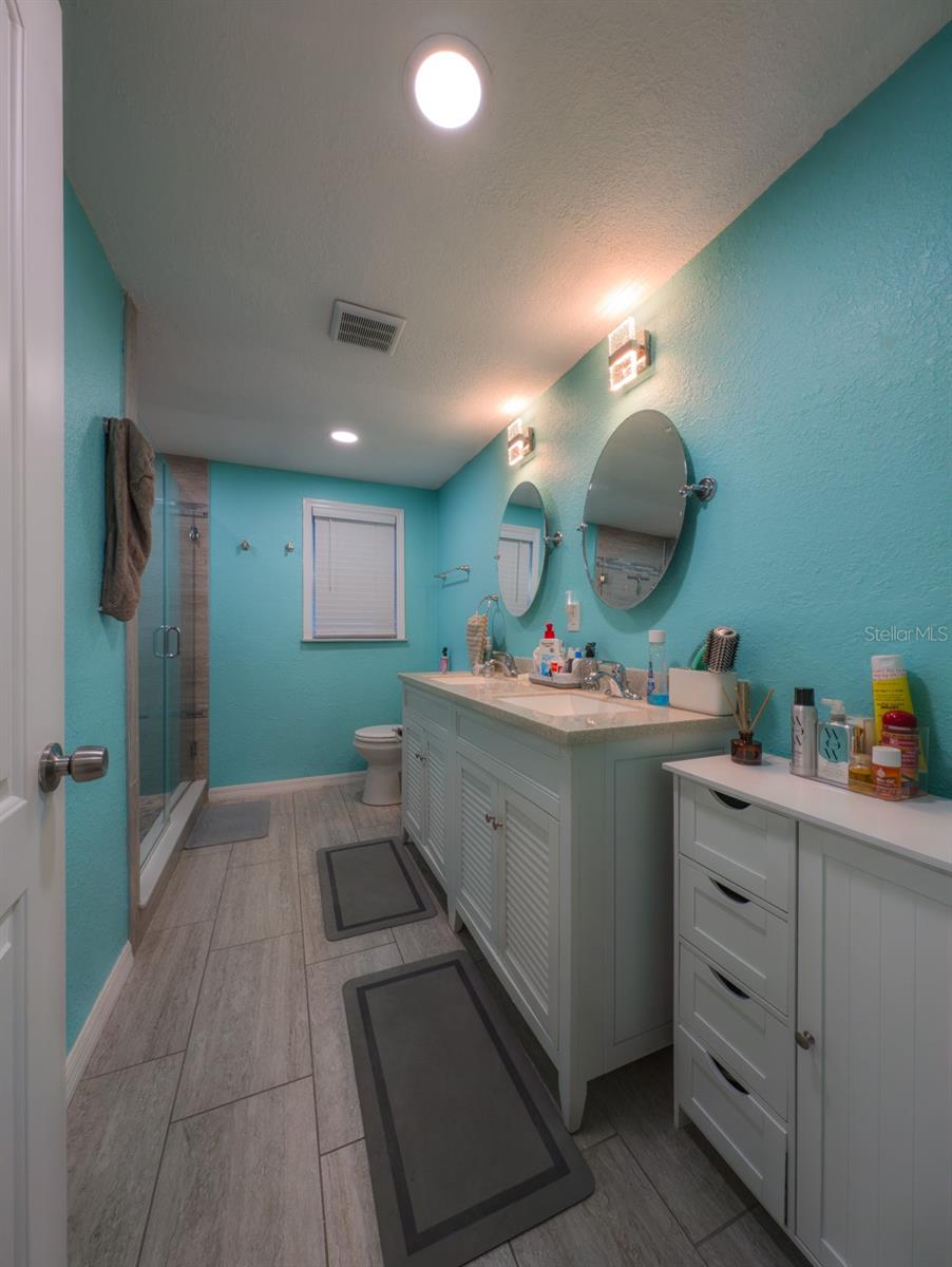 EMBASSY HILLS - Residential