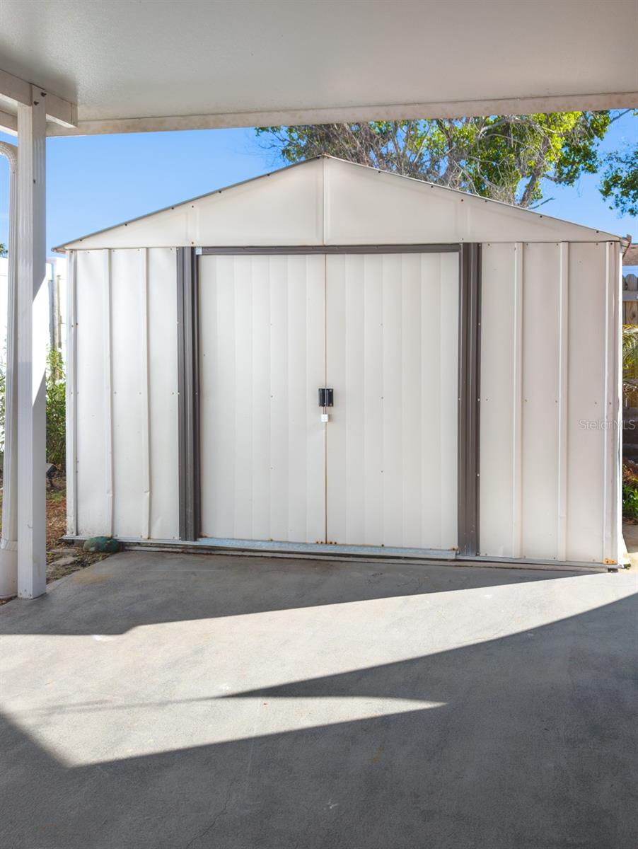 EMBASSY HILLS - Residential