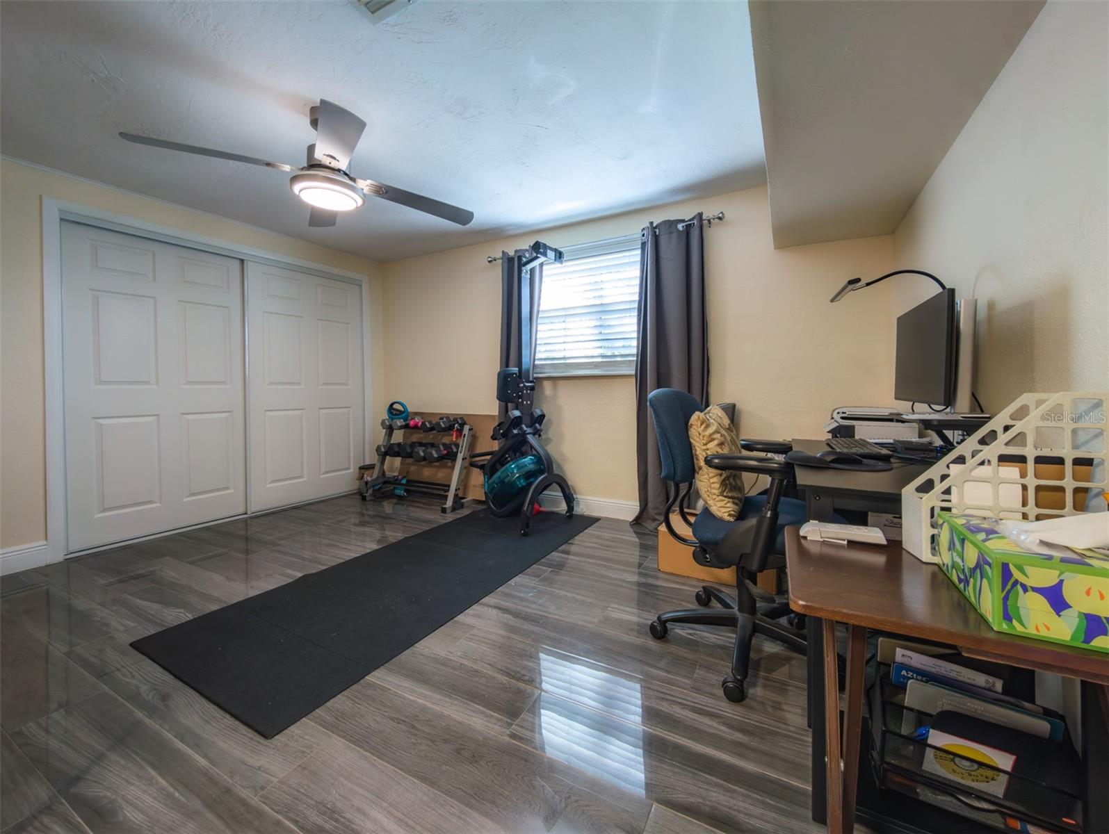 EMBASSY HILLS - Residential