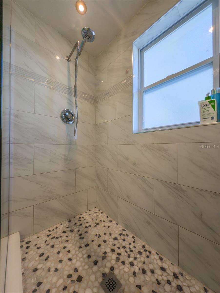 EMBASSY HILLS - Residential