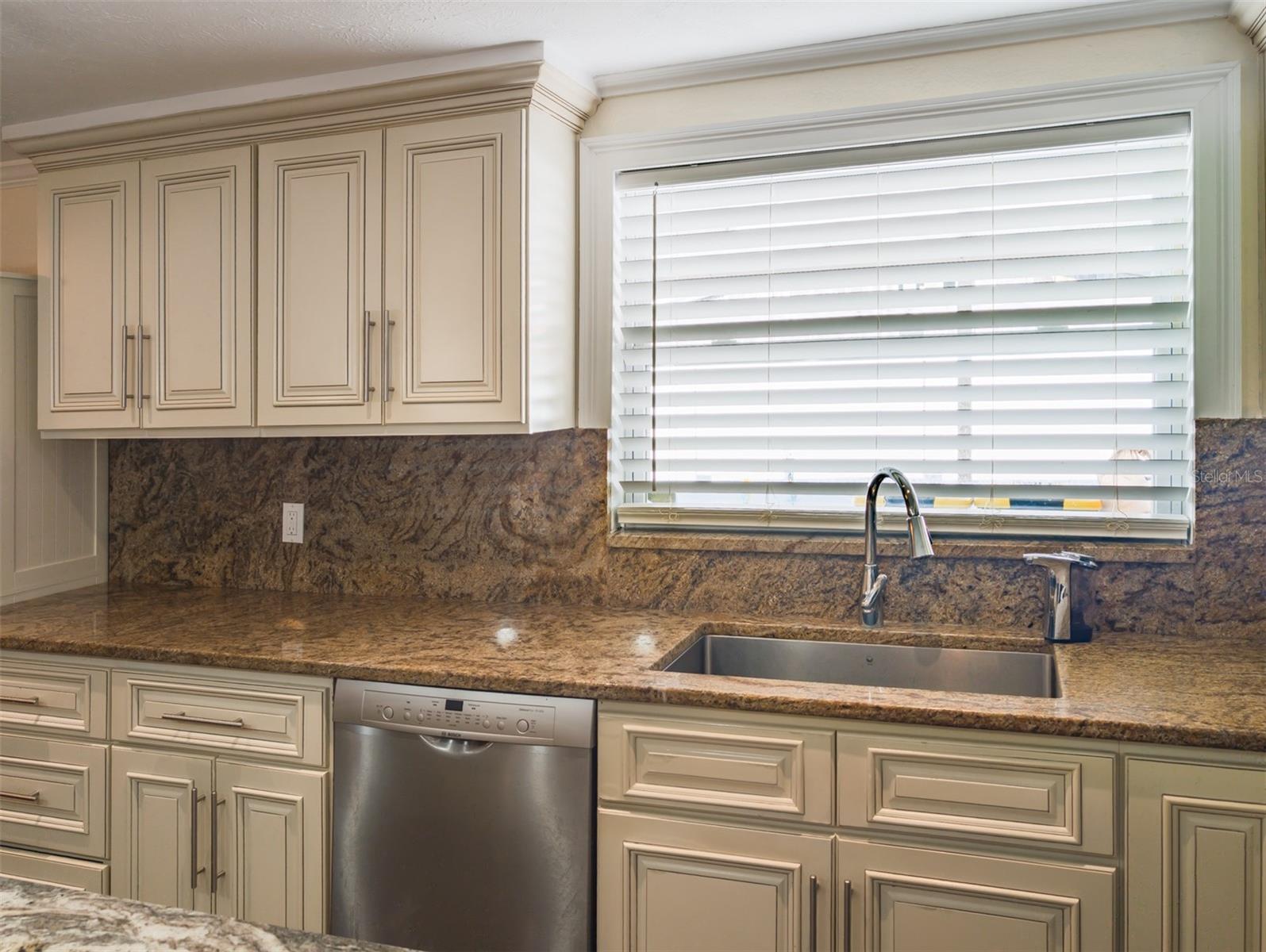 EMBASSY HILLS - Residential