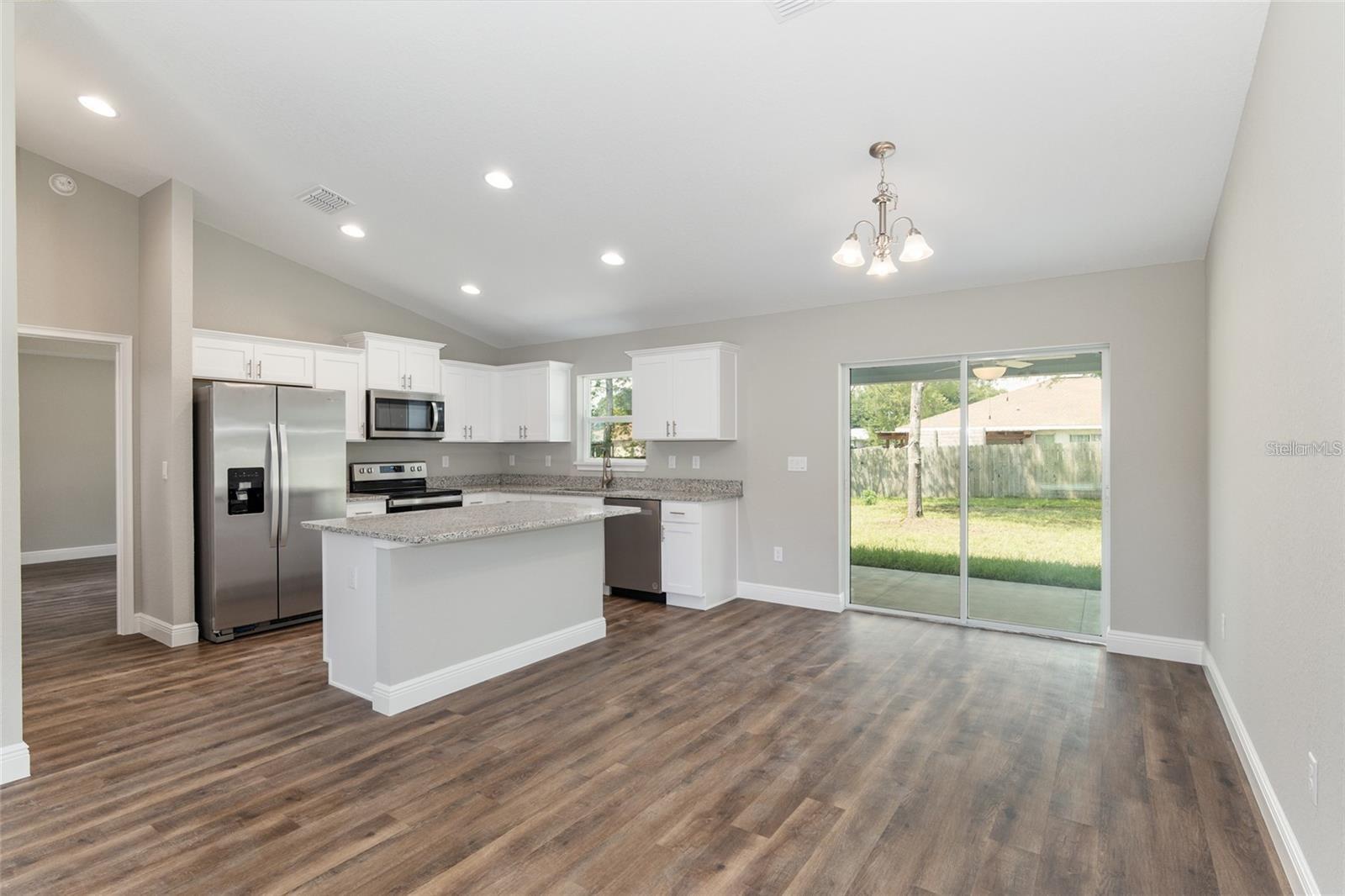 SILVER SPRINGS SHORES UN 22 - Residential