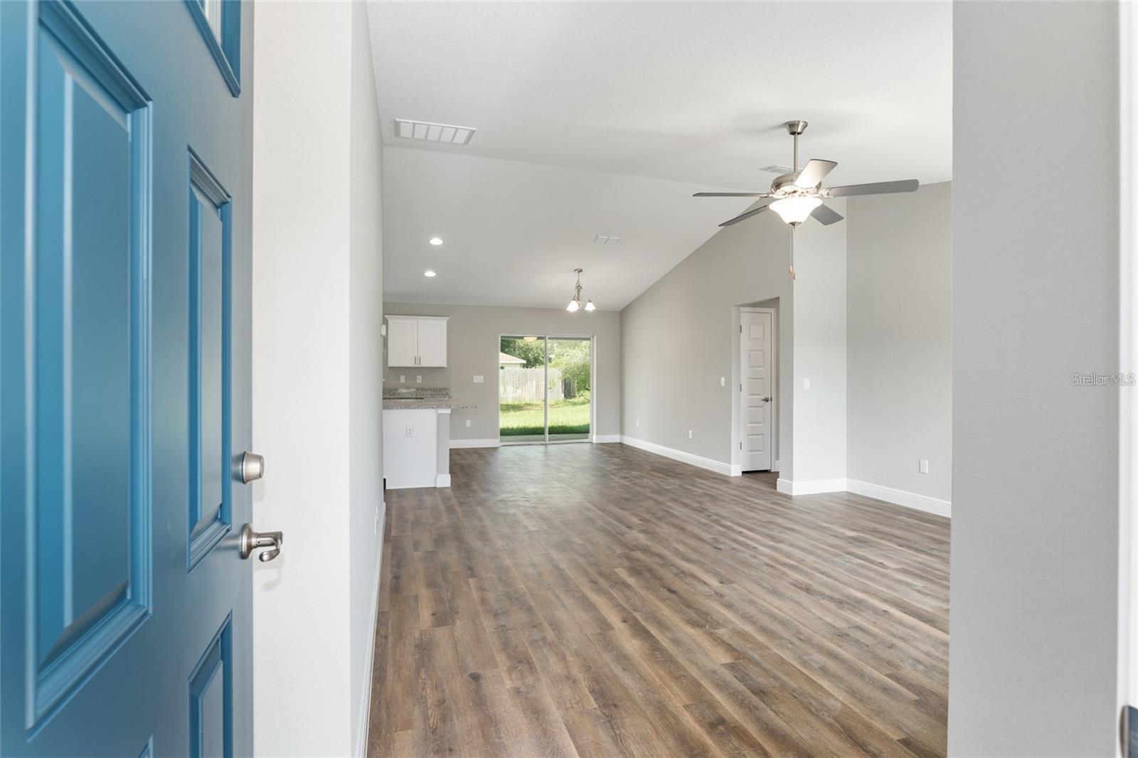 SILVER SPRINGS SHORES UN 22 - Residential