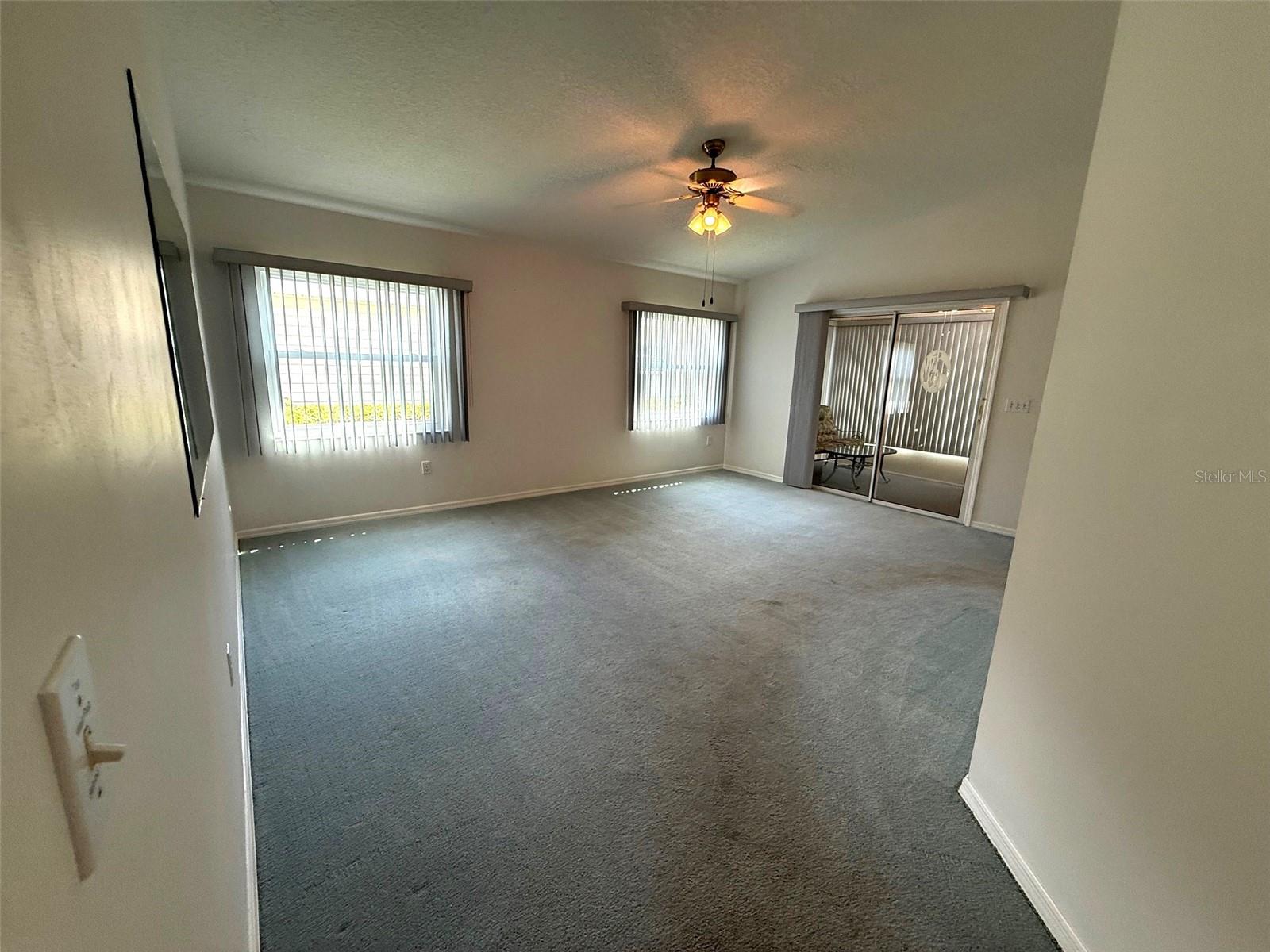 SPRUCE CRK SOUTH X - Residential Lease