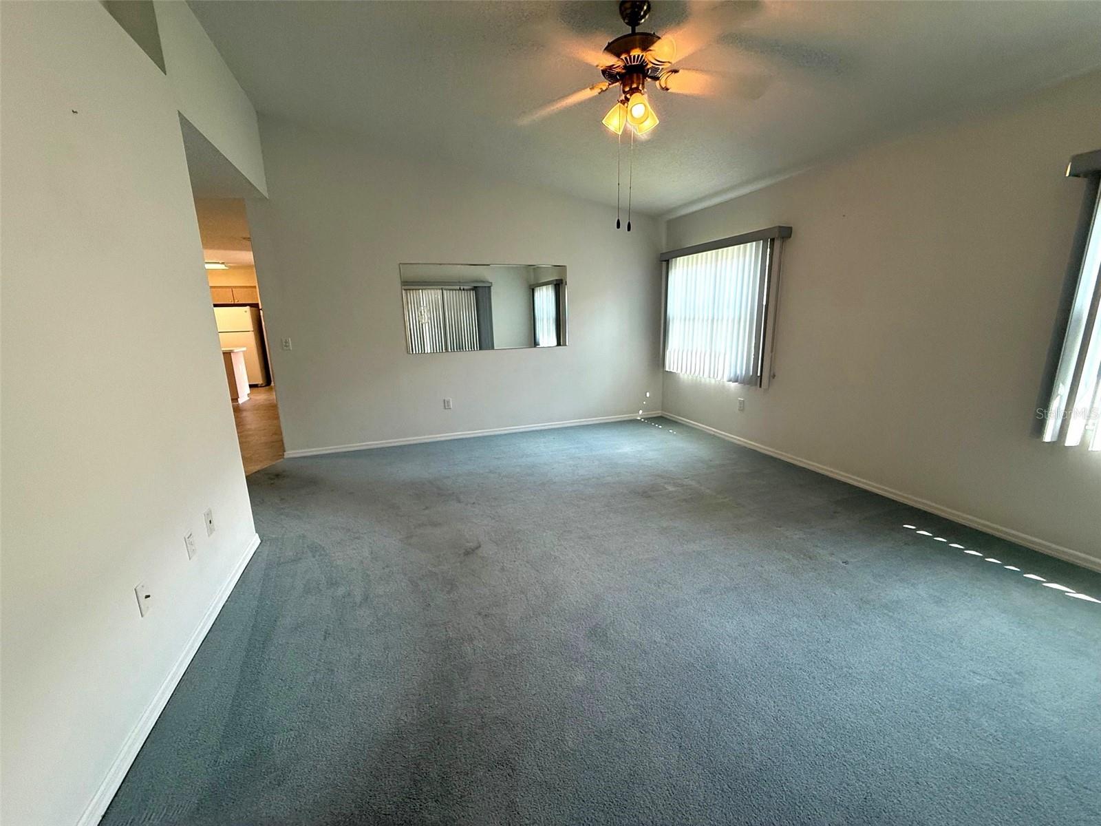 SPRUCE CRK SOUTH X - Residential Lease