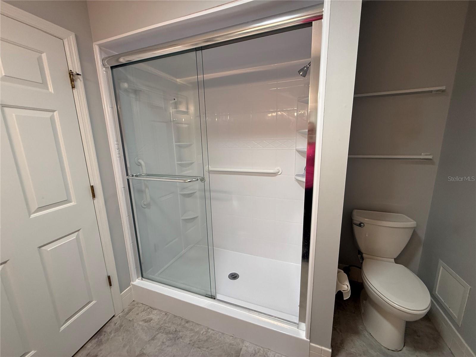 SPRUCE CRK SOUTH X - Residential Lease