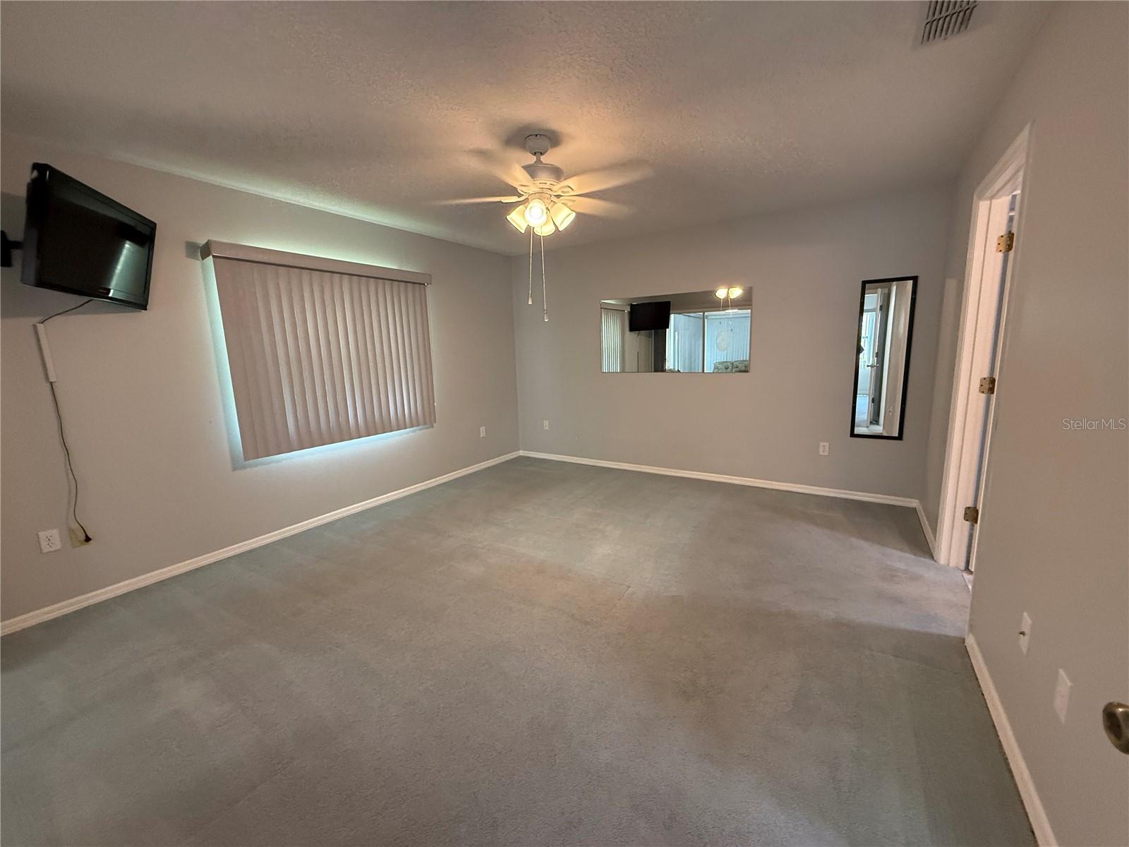 SPRUCE CRK SOUTH X - Residential Lease