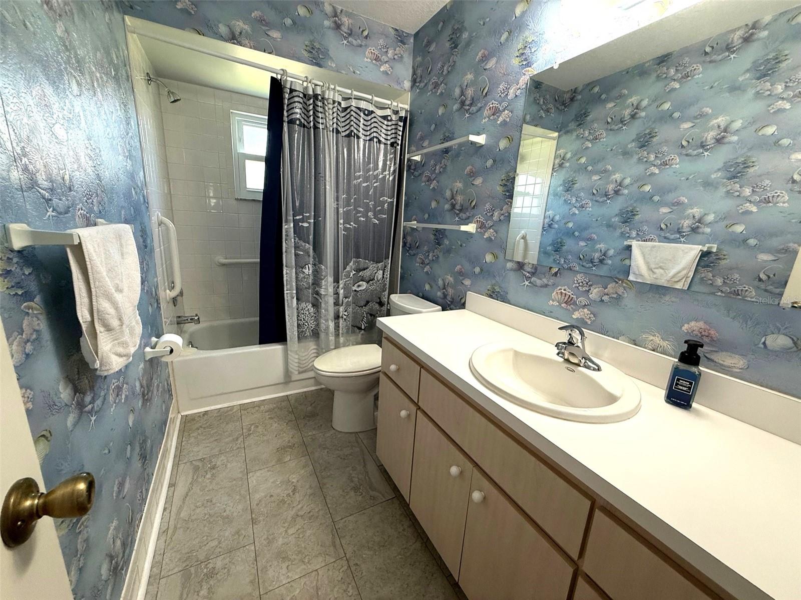 SPRUCE CRK SOUTH X - Residential Lease