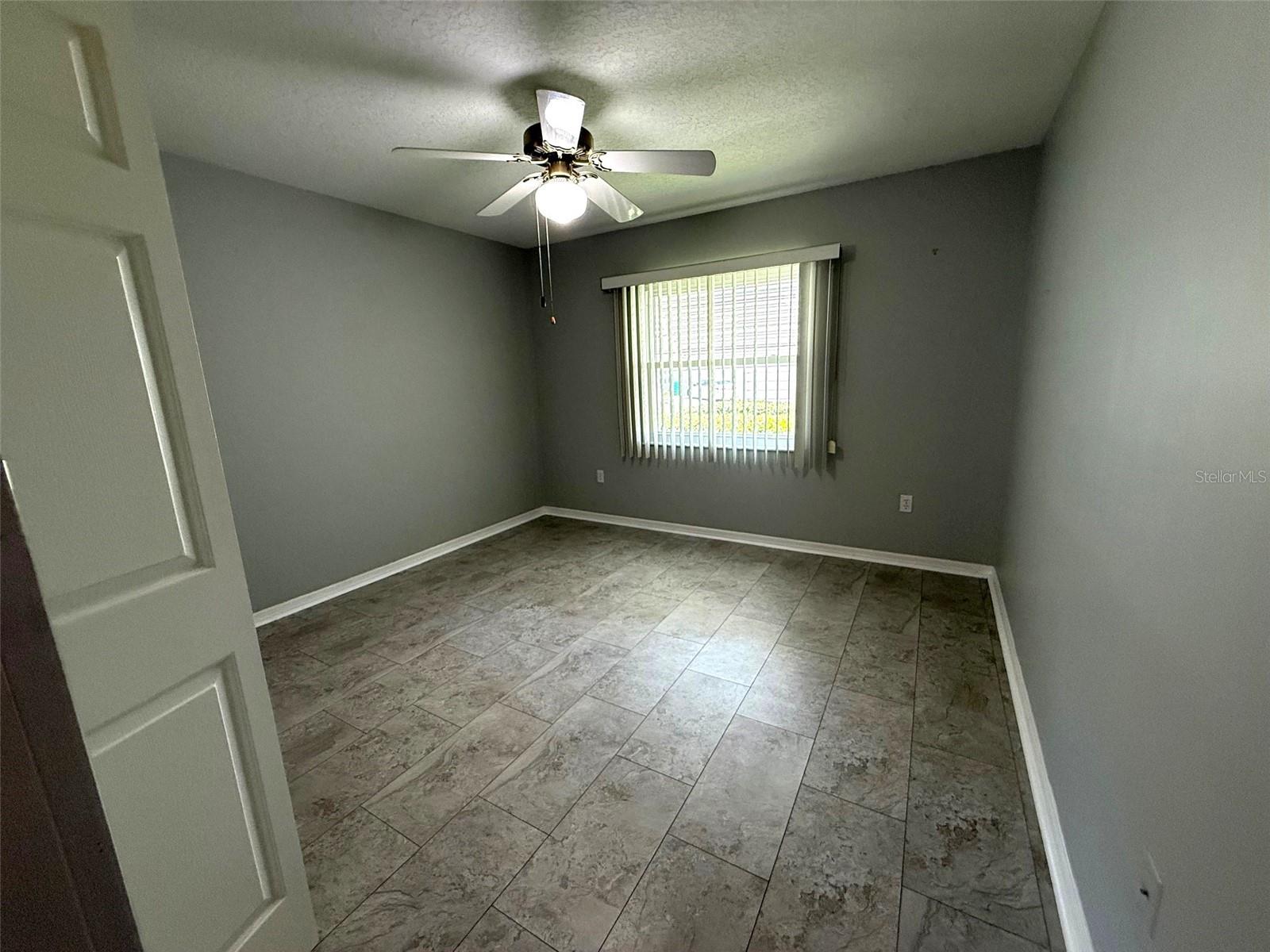 SPRUCE CRK SOUTH X - Residential Lease