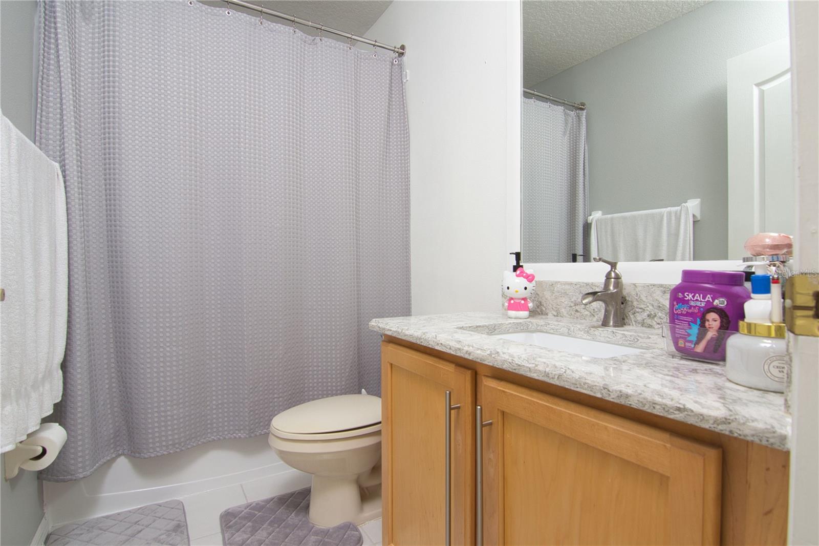REMINGTON OAKS PH 01 - Residential Lease