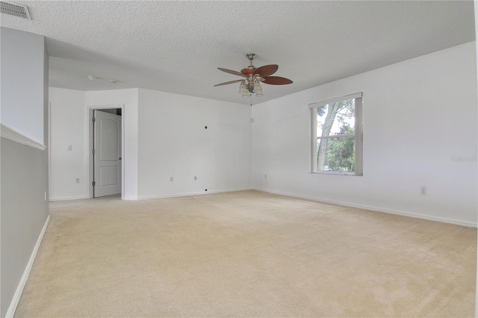 REMINGTON OAKS PH 01 - Residential Lease