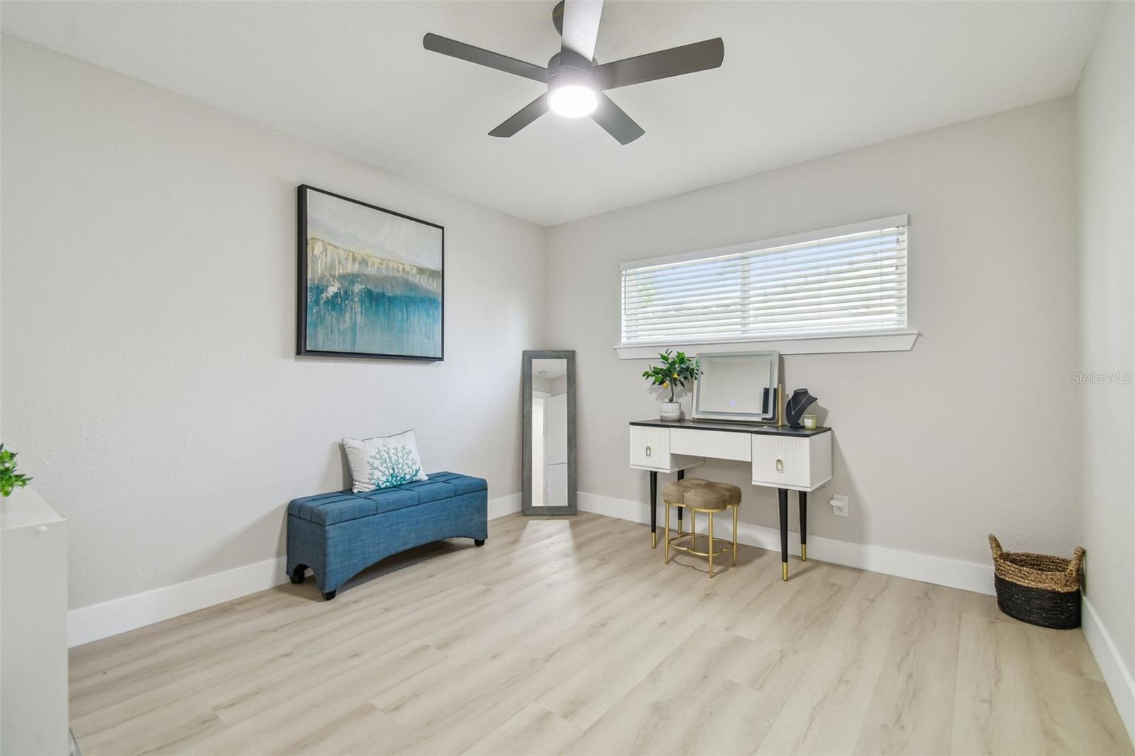 DANA SHORES UN 2 SEC - Residential Lease