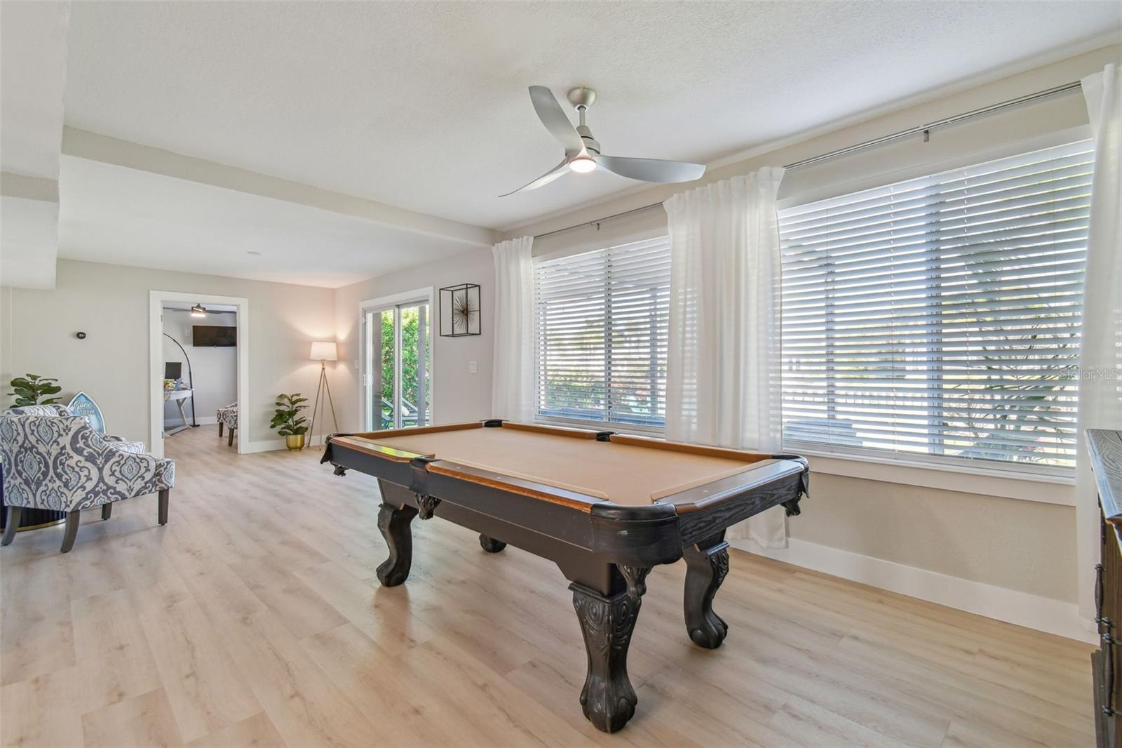 DANA SHORES UN 2 SEC - Residential Lease