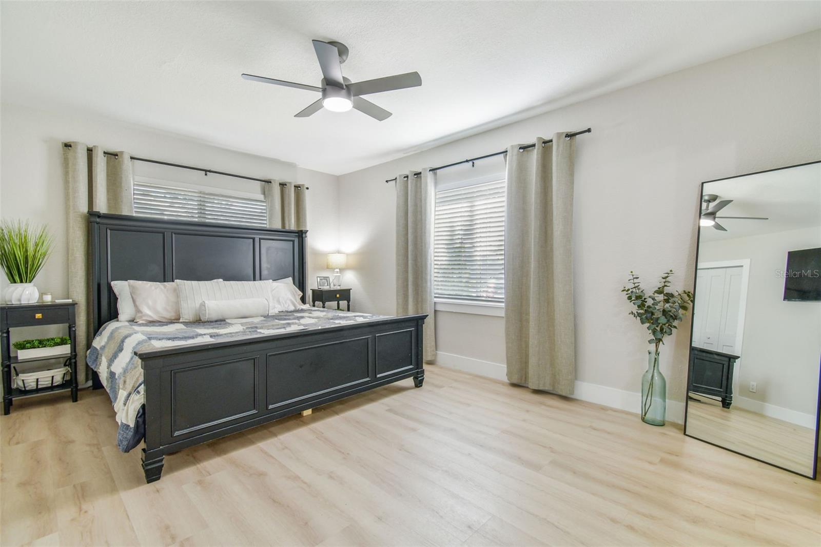 DANA SHORES UN 2 SEC - Residential Lease