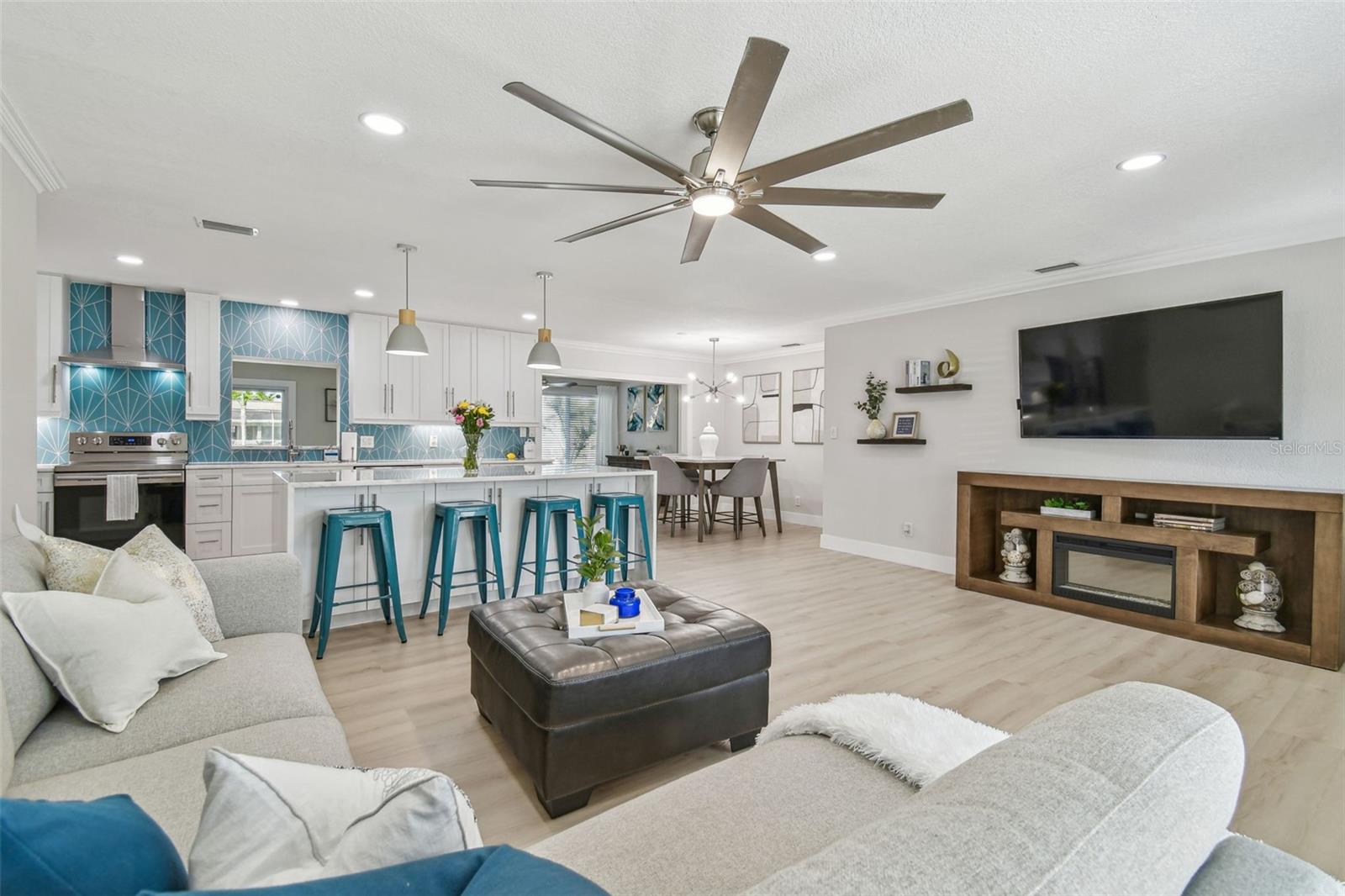 DANA SHORES UN 2 SEC - Residential Lease