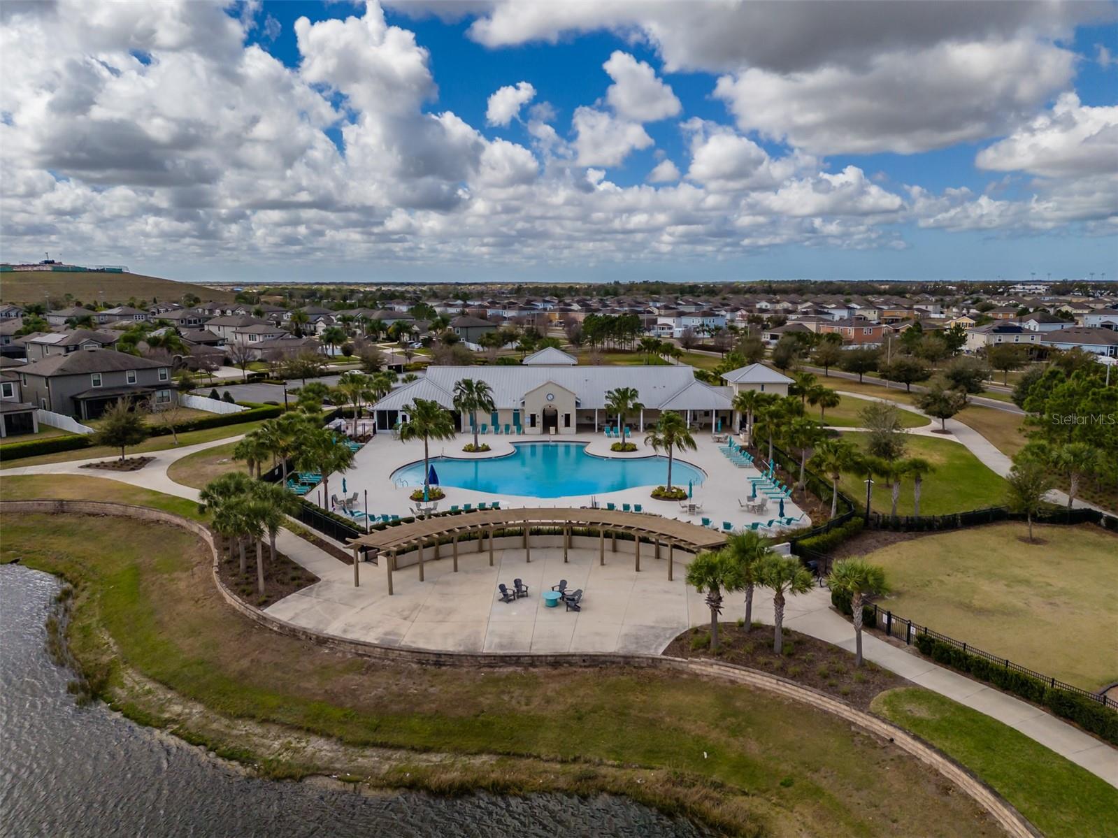 CARLTON LAKES WEST - Residential