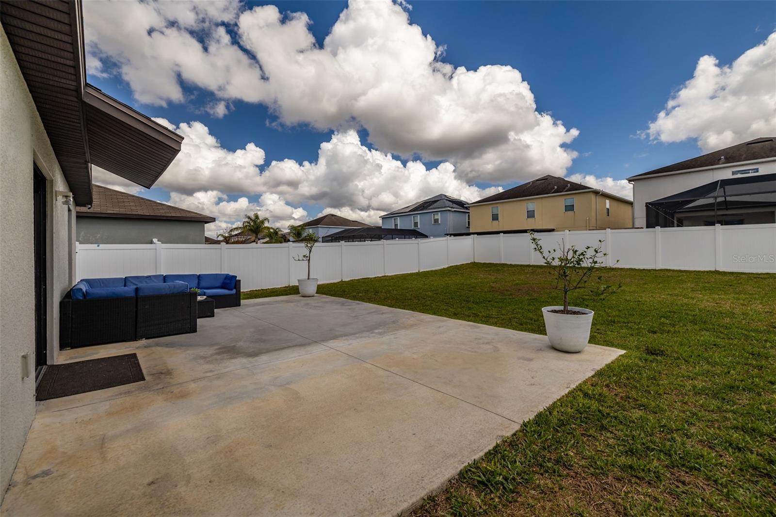 CARLTON LAKES WEST - Residential