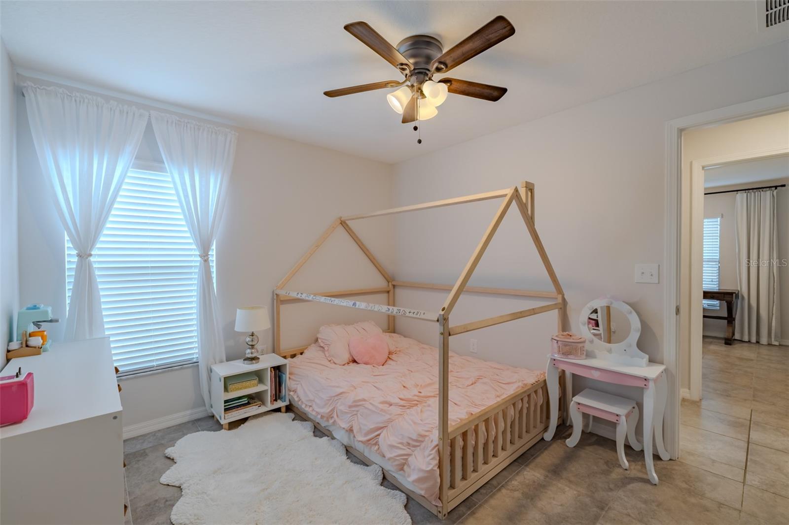 CARLTON LAKES WEST - Residential