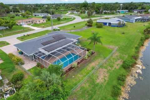 A home in PORT CHARLOTTE